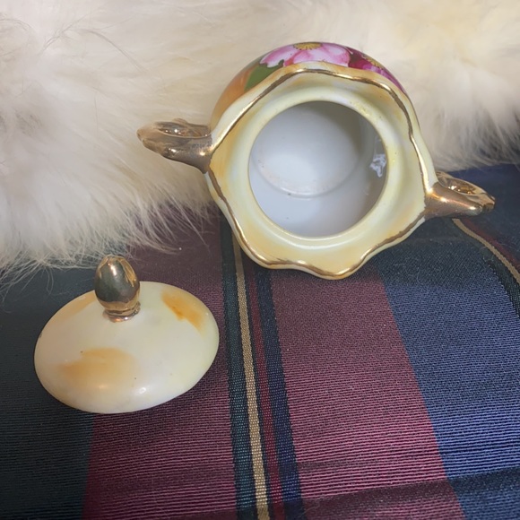 . Vintage Fresco Sugar Bowl & Creamer Set - Hand Painted Floral Pattern Set - Picture 6 of 11